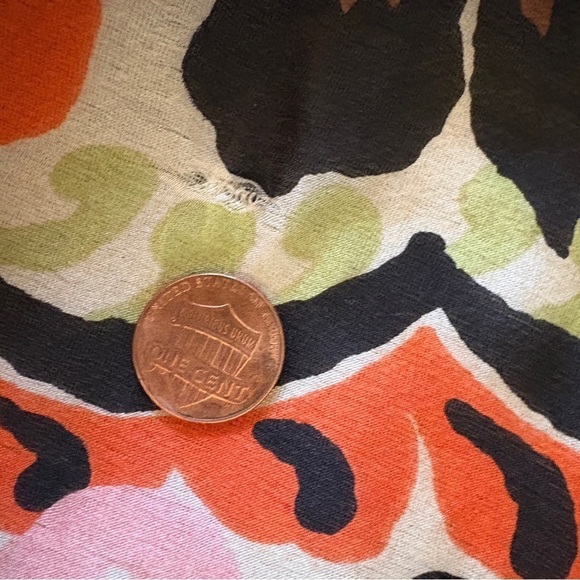 Exotic Floral Silk scarf wrap sarong extra large 56” x 59” vintage textile art - Picture 9 of 15